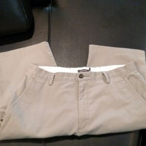 34x32 Men's Dockers